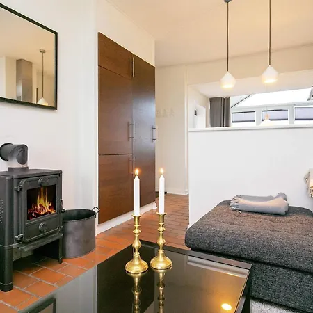 Apartamento 5 Person On A In *